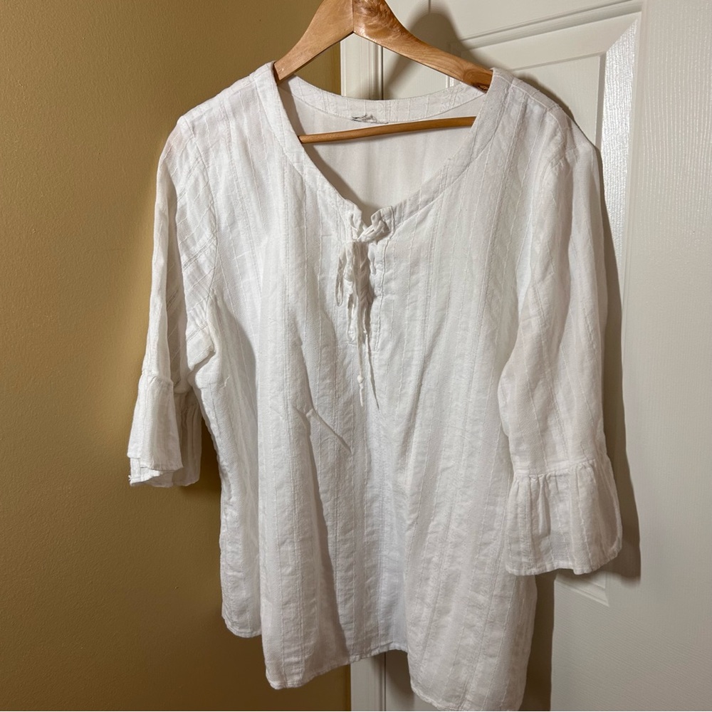 Chic White Women's Peasant Too